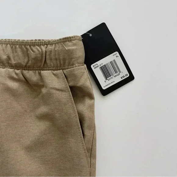 Hurley Boys Hybrid Stretch Walkshort in Khaki NWT XL - Picture 7 of 7